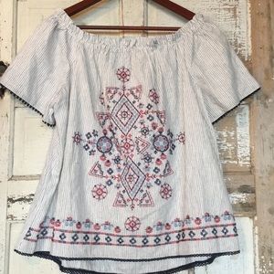 NWT Wide Neck / Off Shoulder Boho Top